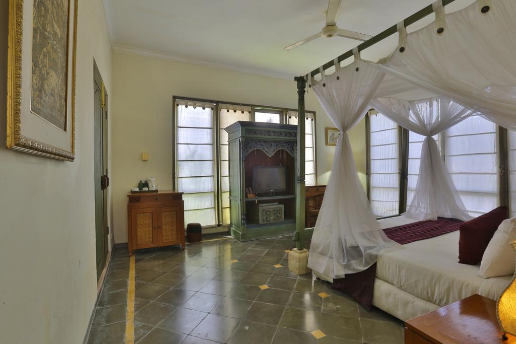 Alam Puri Art Museum Resort & Spa Denpasar Esterno foto