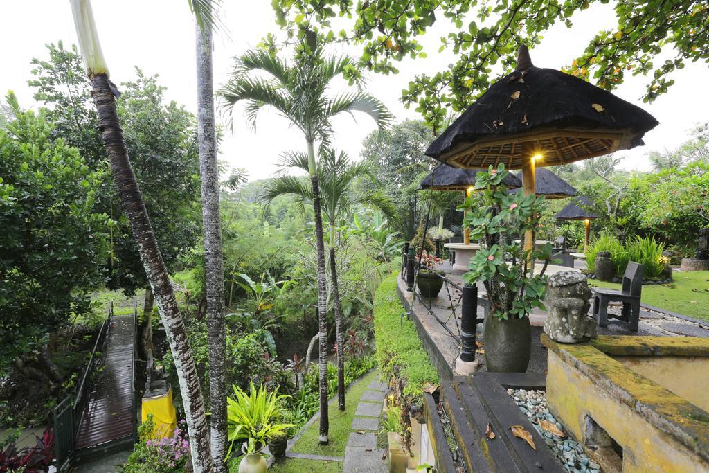 Alam Puri Art Museum Resort & Spa Denpasar Esterno foto