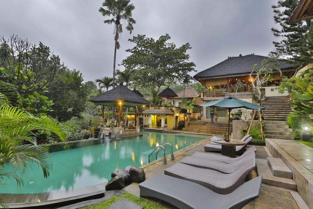 Alam Puri Art Museum Resort & Spa Denpasar Esterno foto