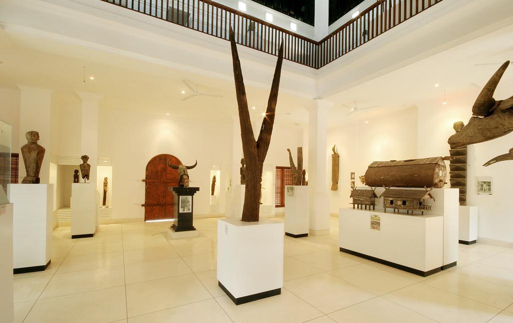 Alam Puri Art Museum Resort & Spa Denpasar Esterno foto